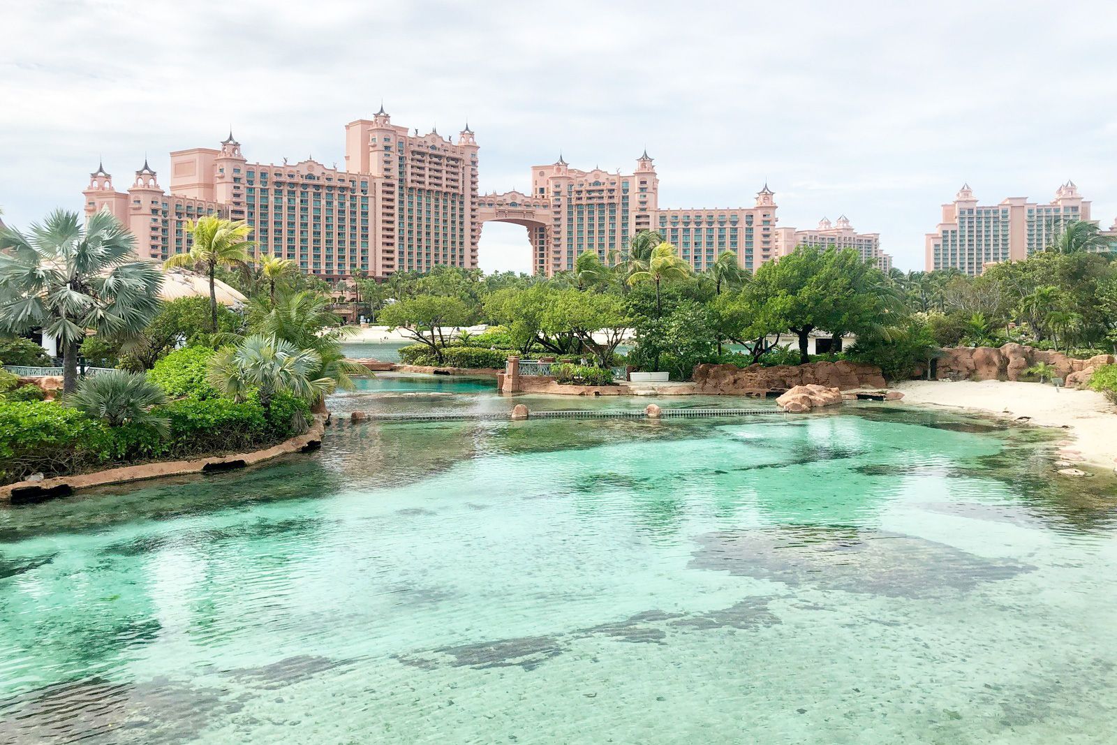 Nomad Standard - Unlimited Plus (Bahamas)